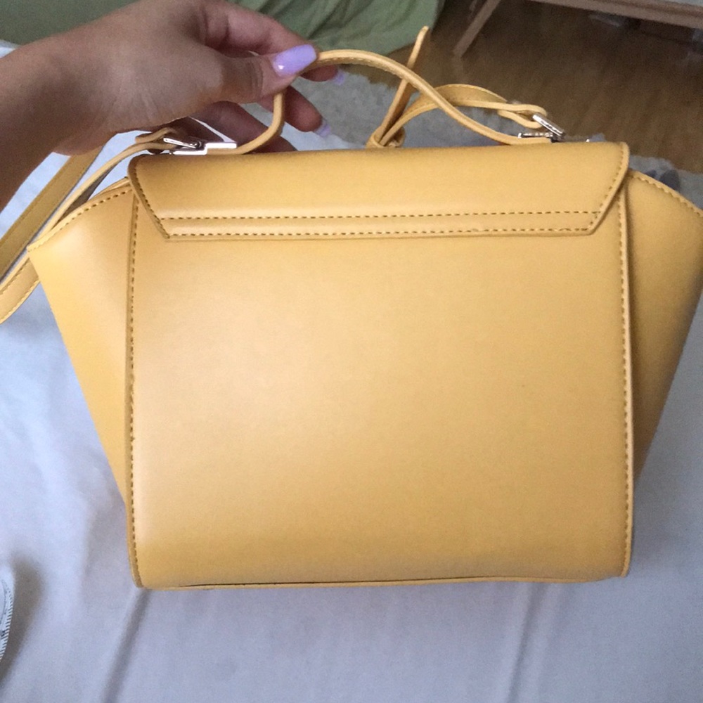 Yellow bag - Picture 7 of 8